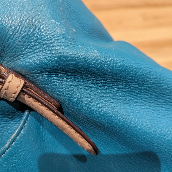 Michael Kors Handbag - Picture 3 of 8